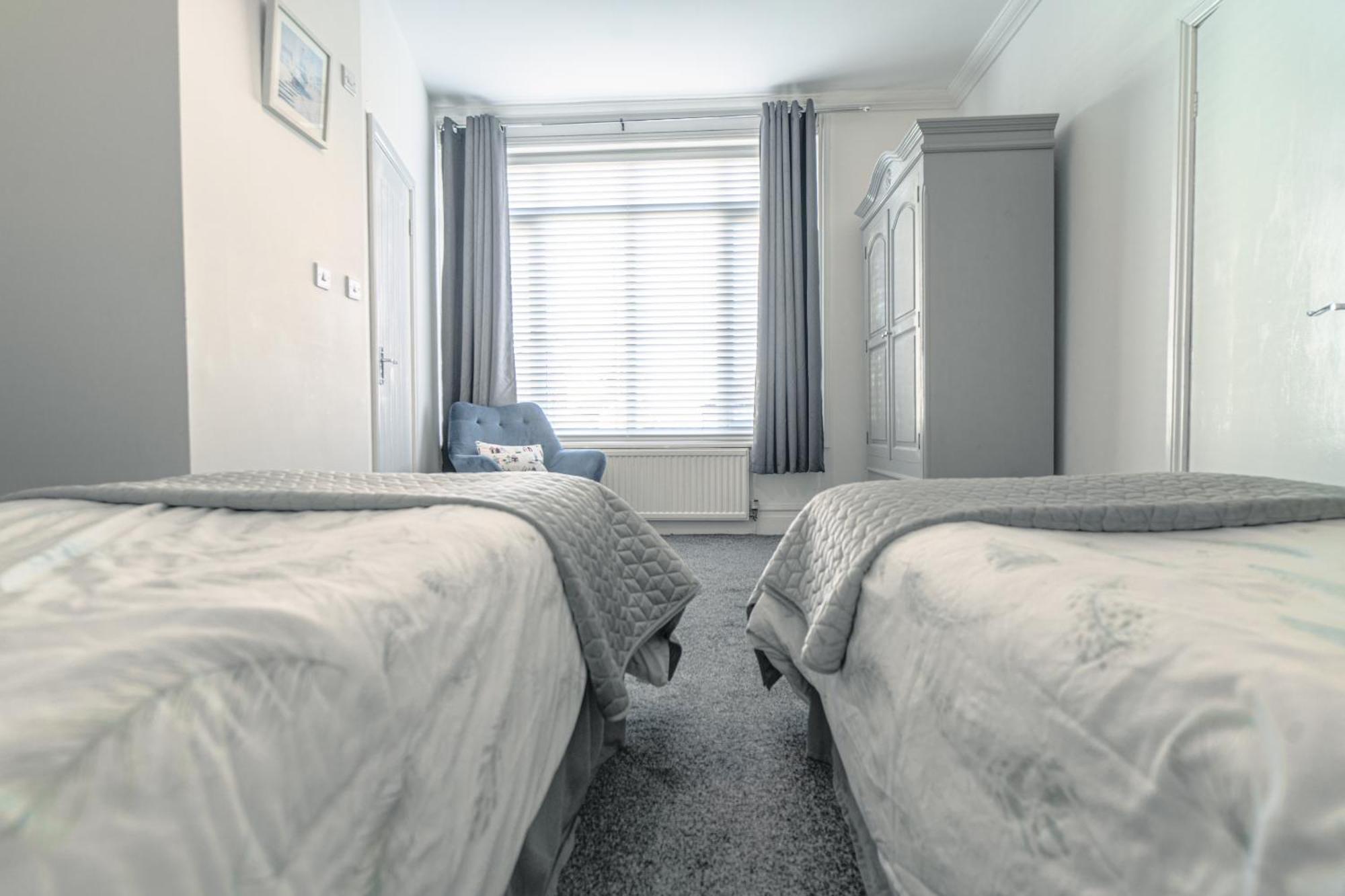 Beachmount Holiday Apartments 콜윈베이 외부 사진