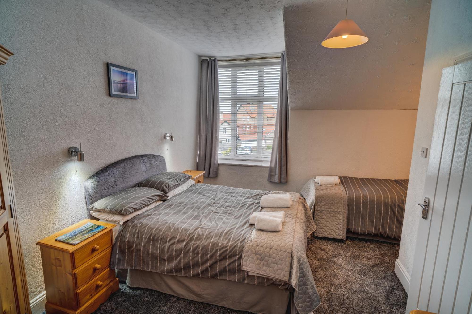 Beachmount Holiday Apartments 콜윈베이 외부 사진